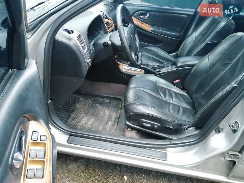 Седан Nissan Maxima 2004 в Хмельницькому