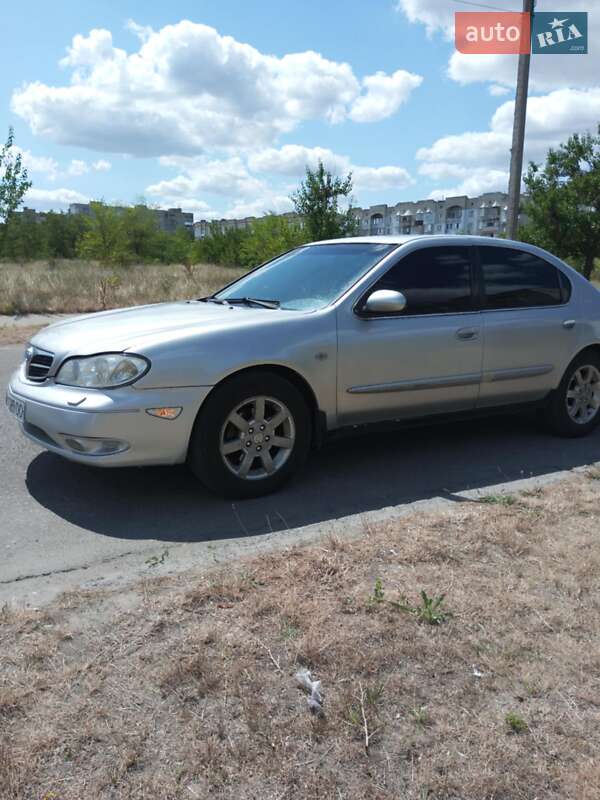 Седан Nissan Maxima 2003 в Первомайську