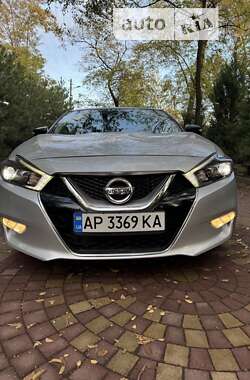 Седан Nissan Maxima 2015 в Запорожье