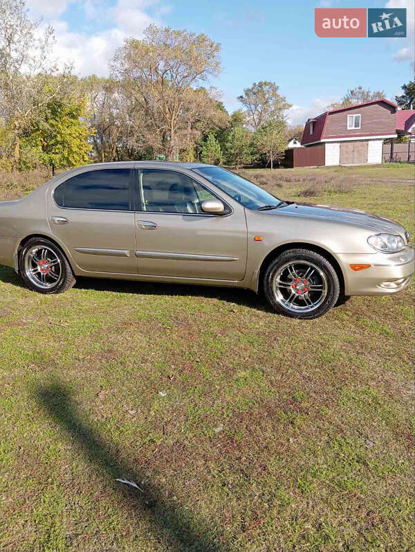 Седан Nissan Maxima 2005 в Чернігові