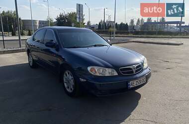 Седан Nissan Maxima 2002 в Днепре