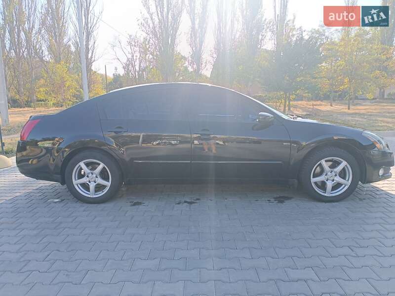 Седан Nissan Maxima 2005 в Кривом Роге