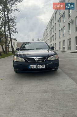 Седан Nissan Maxima 2000 в Одессе