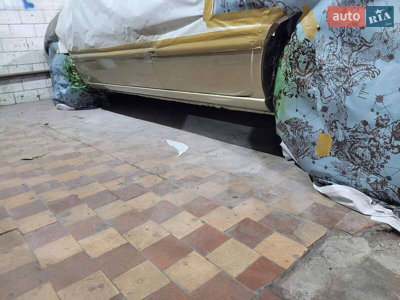 Седан Nissan Maxima 1997 в Одессе
