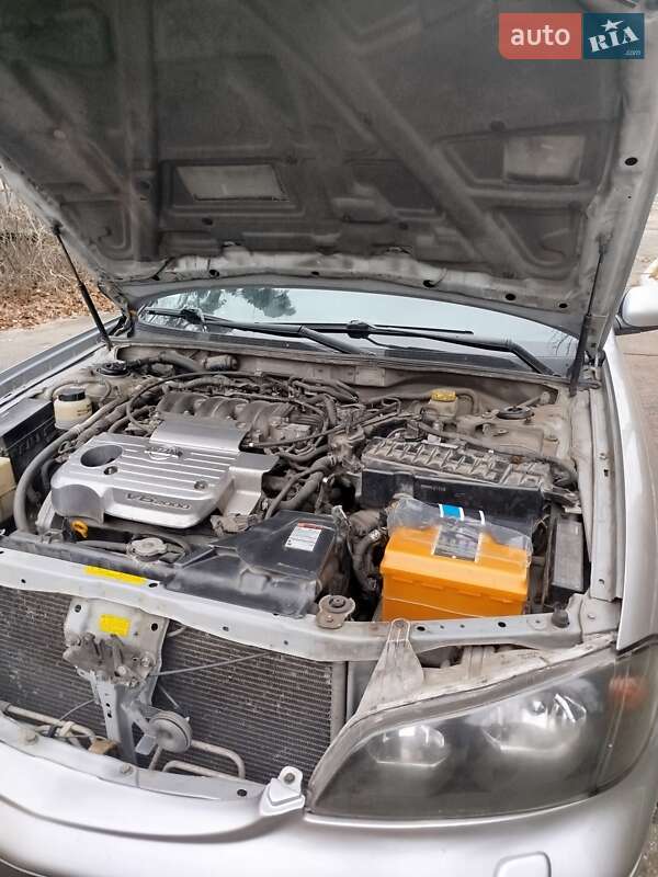Седан Nissan Maxima 2002 в Киеве