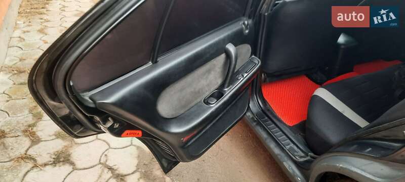 Седан Nissan Maxima 1993 в Чорткові