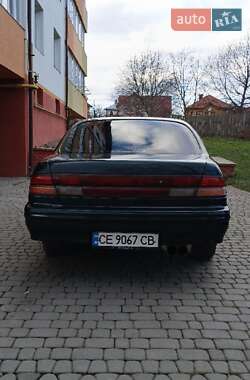 Седан Nissan Maxima 1996 в Черновцах