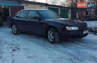 Седан Nissan Maxima 1995 в Сумах