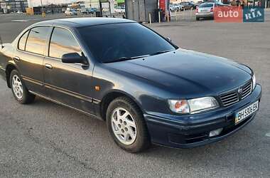 Седан Nissan Maxima 1996 в Южному