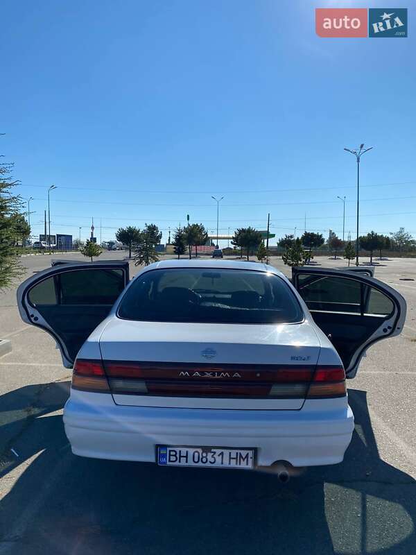 Седан Nissan Maxima 1997 в Одесі фото 5 Седан Nissan Maxima 1997 в Одесі