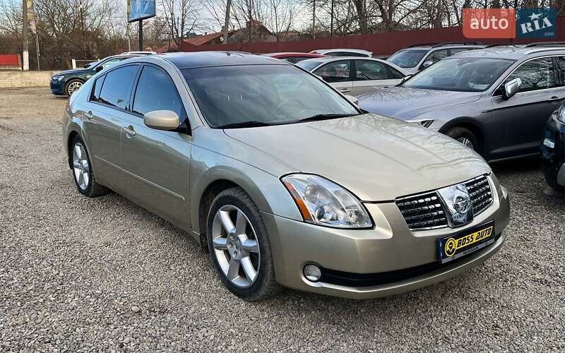 Nissan Maxima 2004