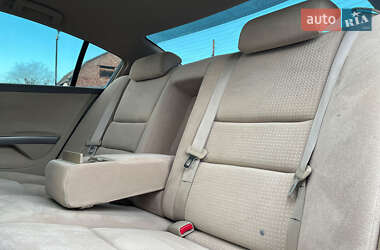 Седан Nissan Maxima 2004 в 