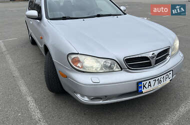 Седан Nissan Maxima 2001 в Києві