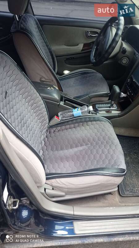 Седан Nissan Maxima 2000 в Дніпрі