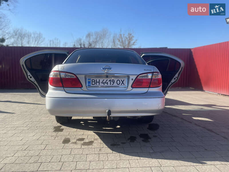 Седан Nissan Maxima 2001 в Бродах