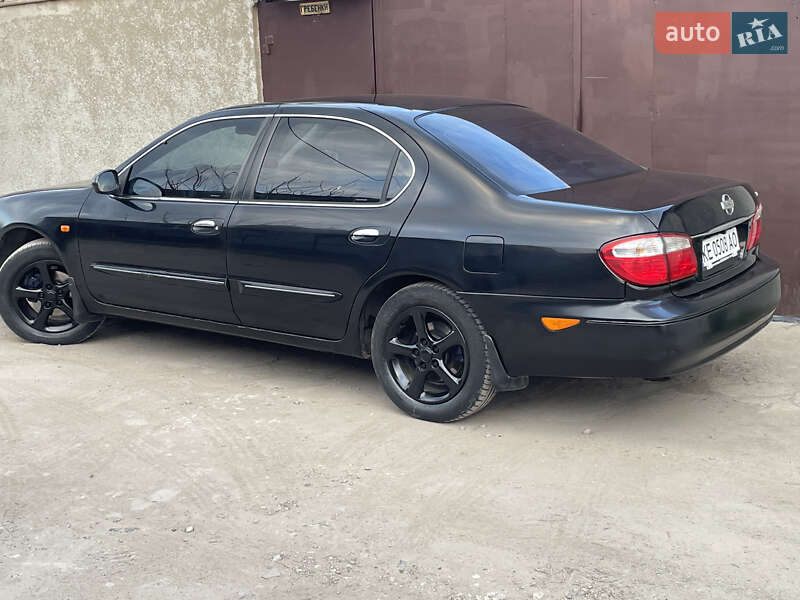 Седан Nissan Maxima 2001 в Днепре