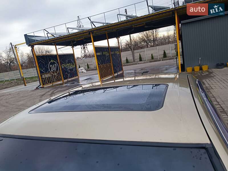 Седан Nissan Maxima 2002 в Днепре