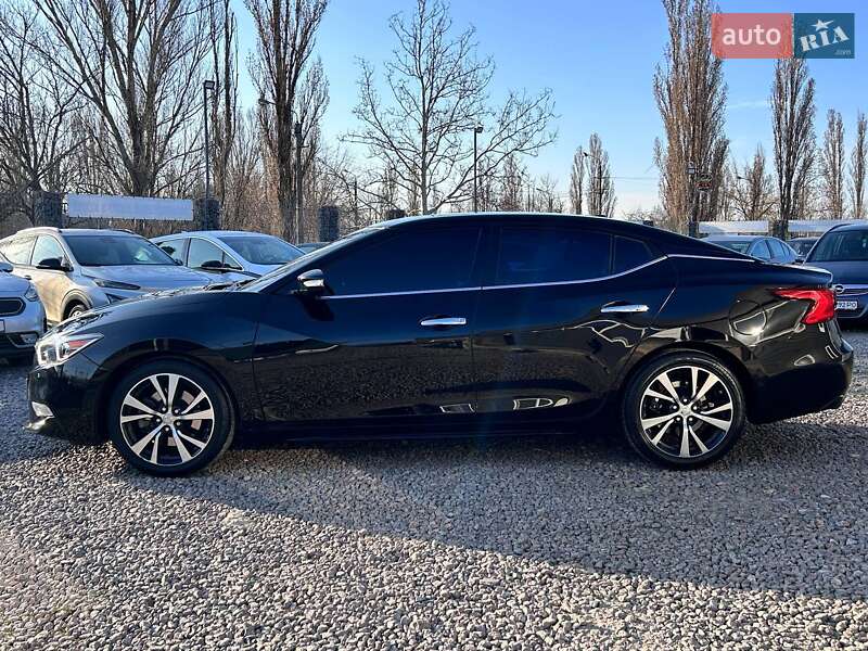 Седан Nissan Maxima 2017 в Одесі