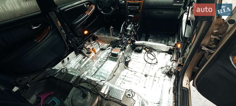 Седан Nissan Maxima 2003 в Киеве фото 54 Седан Nissan Maxima 2003 в Киеве