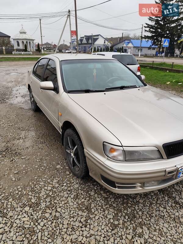 Nissan Maxima 1996