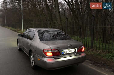 Седан Nissan Maxima 2002 в 