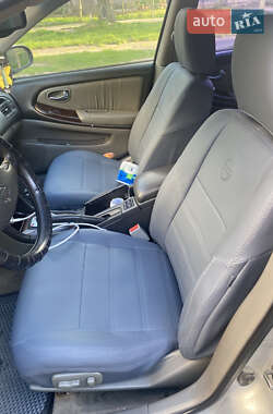 Седан Nissan Maxima 2001 в 