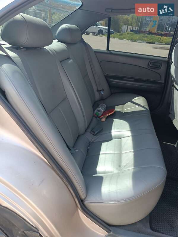 Седан Nissan Maxima 1995 в Ровно фото 2 Седан Nissan Maxima 1995 в Ровно