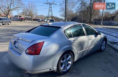 Седан Nissan Maxima 2004 в 