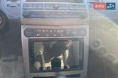 Седан Nissan Maxima 2004 в 