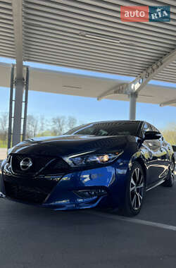 Седан Nissan Maxima 2018 в Дніпрі