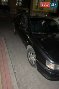 Седан Nissan Maxima 1996 в Луцьку