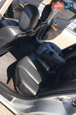 Седан Nissan Maxima 2003 в 