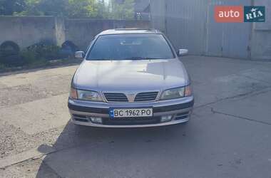 Седан Nissan Maxima 1995 в 