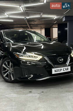 Седан Nissan Maxima 2019 в 