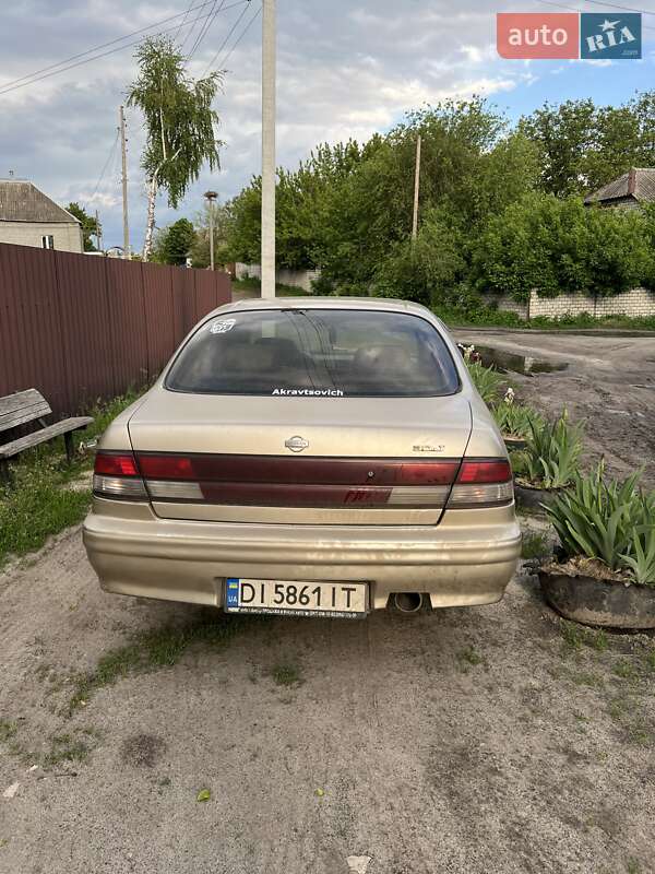 Седан Nissan Maxima 1996 в Змиеве фото 2 Седан Nissan Maxima 1996 в Змиеве
