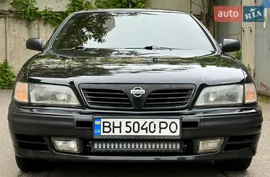 Седан Nissan Maxima 1996 в 