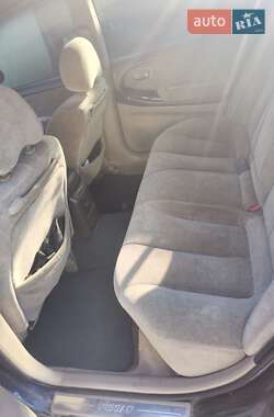 Седан Nissan Maxima 2000 в 