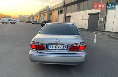 Седан Nissan Maxima 2003 в 