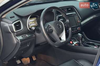 Седан Nissan Maxima 2018 в 