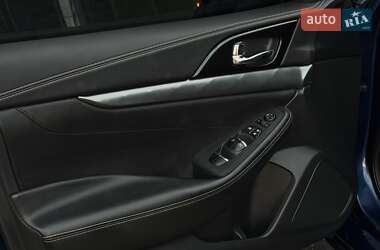 Седан Nissan Maxima 2018 в 
