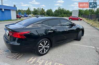 Седан Nissan Maxima 2017 в 
