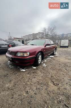 Седан Nissan Maxima 1995 в Николаеве