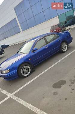 Седан Nissan Maxima 1995 в Белгороде-Днестровском