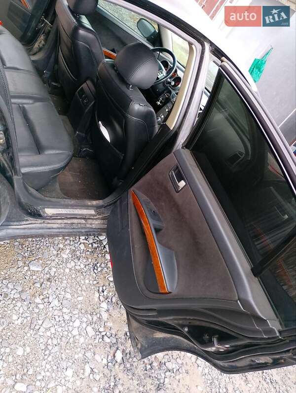 Седан Nissan Maxima 2003 в Хмельницком