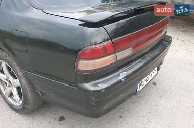 Седан Nissan Maxima 1996 в 
