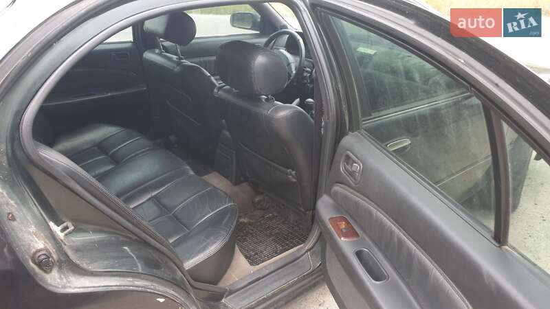 Седан Nissan Maxima 1996 в Днепре