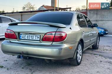 Седан Nissan Maxima 2000 в 