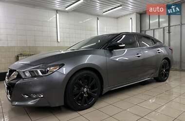 Седан Nissan Maxima 2017 в 