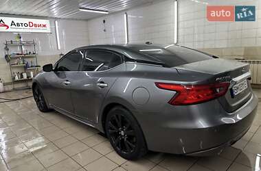 Седан Nissan Maxima 2017 в 
