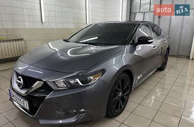 Седан Nissan Maxima 2017 в 